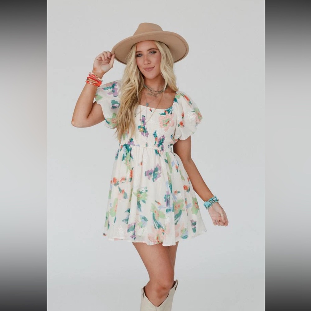 Three bird nest caprice floral mini dress NWT!